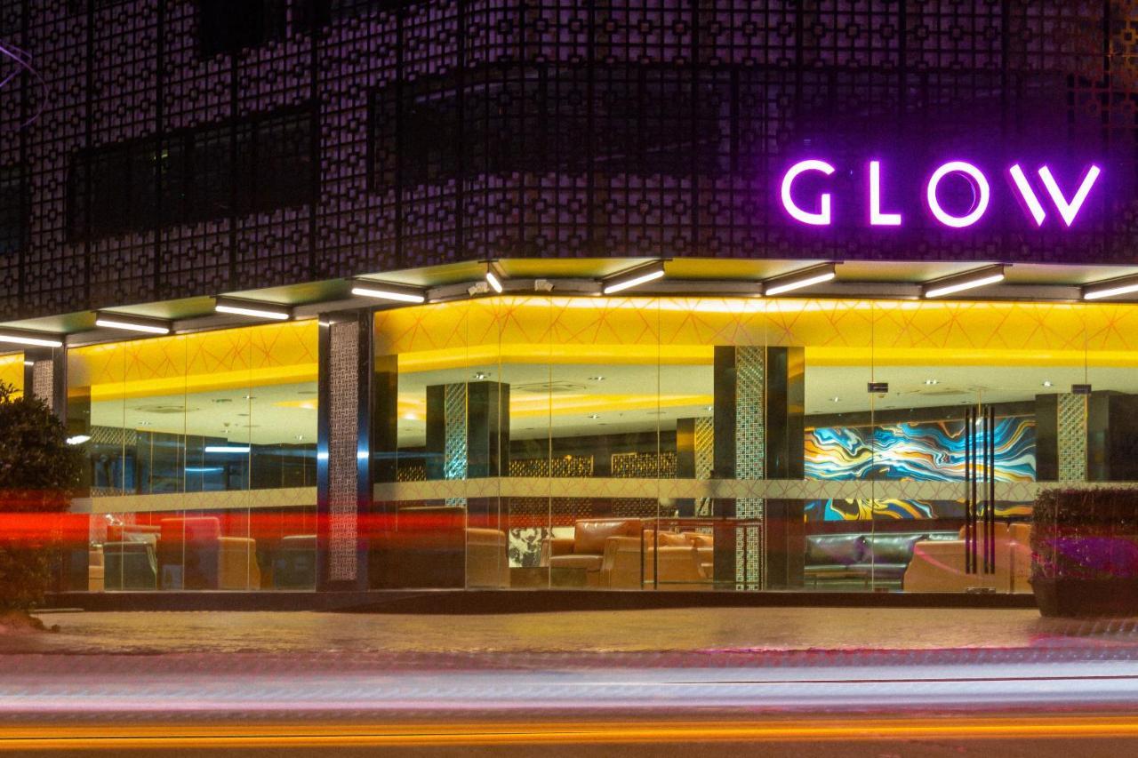 Glow Pattaya Exterior photo